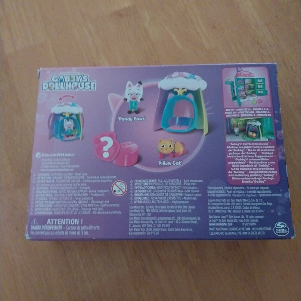 Gabby's Dollhouse Paw-tastic Pajama Party Playset - Picture 2 of 3